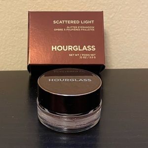 Scattered Light Glitter Eyeshadow in Smoke